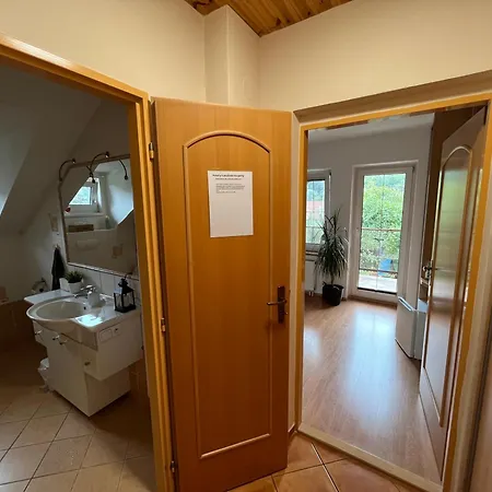Podkrovní S Balkónem Ubytování v soukromí